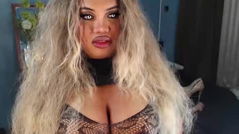 cellinekittcumerr online show from September 12, 2025, 5:24 pm