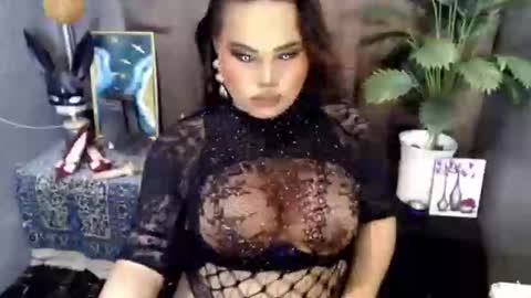 cellinekittcumerr online show from November 1, 2025, 6:26 am