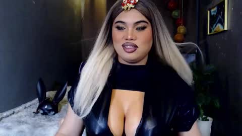 cellinekittcumerr online show from December 3, 2025, 7:01 pm