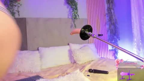 Hello guys my name is Sofi and Lizzie and  Vanessa online show from May 31, 2026, 6:09 pm