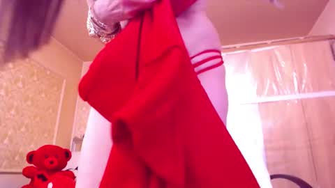 Snapshot of cerisedodd chatting on May 3, 2026, 12:38 am Cerise online show from May 3, 2026, 12:38 am