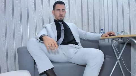 Cesar online show from January 12, 2026, 3:17 pm