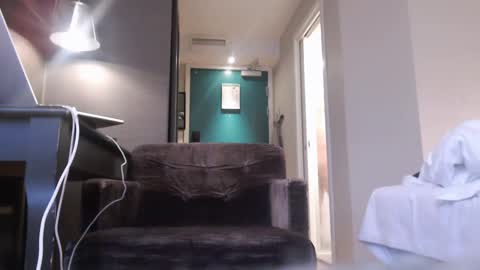 Snapshot of cfnmfriendly chatting on December 23, 2024, 1:45 pm cfnmfriendly online show from December 23, 2024, 1:45 pm