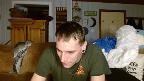 Snapshot of cguffey2284 chatting on December 28, 2024, 5:55 am cguffey2284 online show from December 28, 2024, 5:55 am