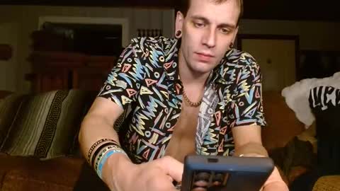 Snapshot of cguffey2284 chatting on December 30, 2024, 7:15 am cguffey2284 online show from December 30, 2024, 7:15 am