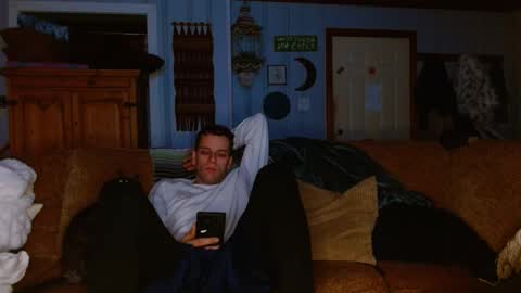 Snapshot of cguffey2284 chatting on January 5, 2025, 5:09 am cguffey2284 online show from January 5, 2025, 5:09 am