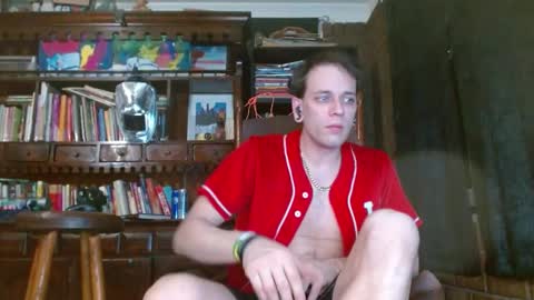 Snapshot of cguffey2284 chatting on February 21, 2025, 2:39 am cguffey2284 online show from February 21, 2025, 2:39 am