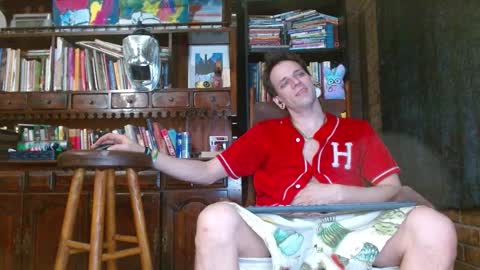 Snapshot of cguffey2284 chatting on February 21, 2025, 5:46 am cguffey2284 online show from February 21, 2025, 5:46 am