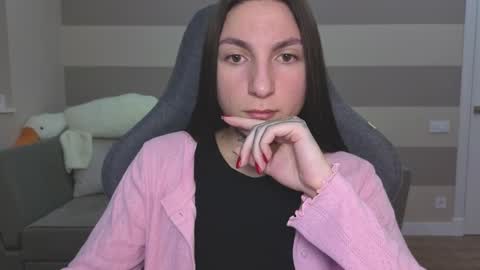 Kate online show from December 1, 2025, 7:02 am