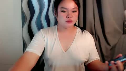 chabilataxx online show from March 12, 2025, 1:03 am