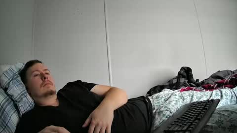 Snapshot of chad_the_canadian chatting on November 17, 2025, 2:01 pm Chad The Canadian online show from November 17, 2025, 2:01 pm