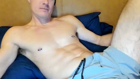 Chad online show from November 20, 2025, 7:13 pm