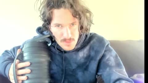 Snapshot of chadpowerz chatting on November 1, 2025, 7:38 pm Lydong online show from November 1, 2025, 7:38 pm