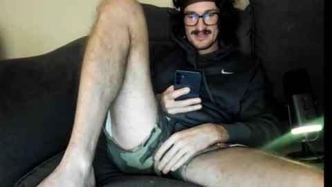 Snapshot of chadpowerz chatting on November 22, 2025, 6:34 am Lydong online show from November 22, 2025, 6:34 am