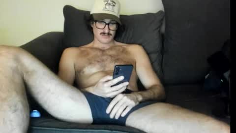 Snapshot of chadpowerz chatting on November 25, 2025, 4:01 am Lydong online show from November 25, 2025, 4:01 am