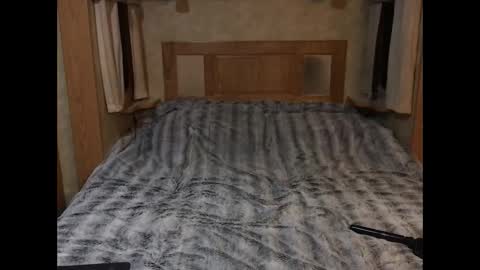 chadwhitexxx online show from January 17, 2026, 2:05 am