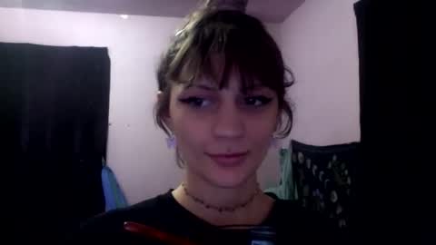 Snapshot of chaicutie chatting on April 22, 2026, 5:36 pm chaia online show from April 22, 2026, 5:36 pm
