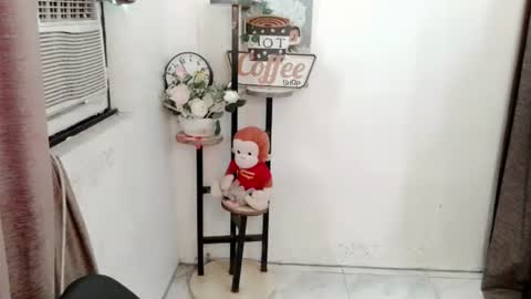 chakadal_xx online show from November 28, 2025, 1:52 am