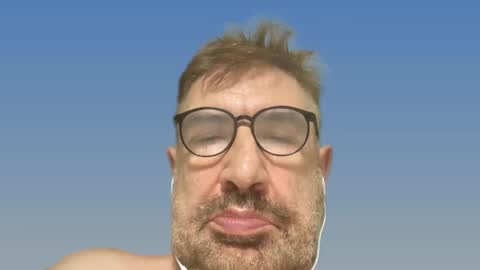 champsex305610 online show from December 9, 2024, 3:44 pm