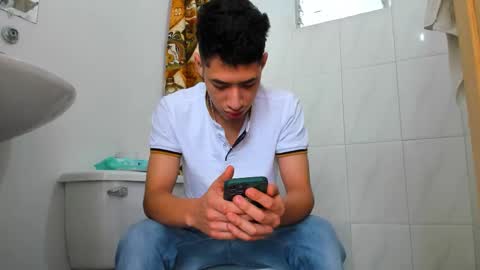 Kenji online show from November 22, 2025, 4:39 pm