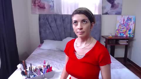 Snapshot of chanel_joliee chatting on April 14, 2026, 3:18 pm chanel online show from April 14, 2026, 3:18 pm