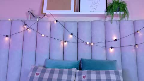 C H A N E L online show from November 13, 2025, 4:00 am