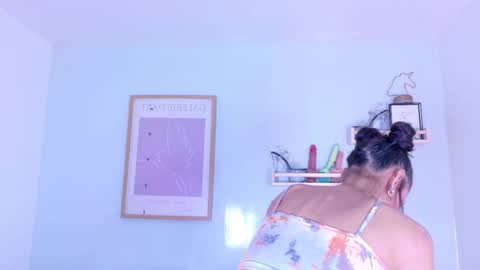 C H A N E L online show from December 3, 2025, 8:40 pm