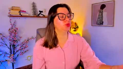 Snapshot of chanell_taylor_ chatting on June 10, 2026, 12:37 pm chanell online show from June 10, 2026, 12:37 pm