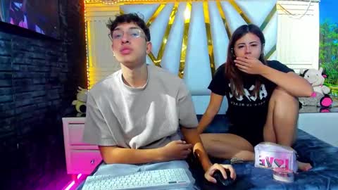 Snapshot of chanellandmax chatting on November 23, 2025, 1:33 pm Chanellandmax online show from November 23, 2025, 1:33 pm