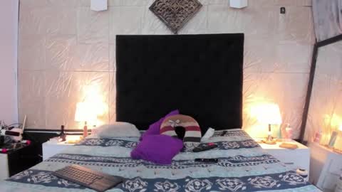 chanellejohnson_ online show from November 4, 2025, 10:20 pm