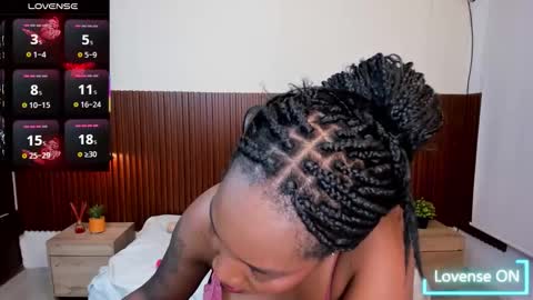 Chanel online show from November 21, 2025, 8:18 pm