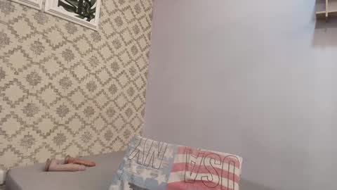 Snapshot of chantal_taylor_ chatting on February 5, 2025, 12:06 pm Raquel  online show from February 5, 2025, 12:06 pm