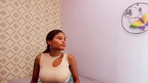 Snapshot of chantal_taylor_ chatting on September 12, 2025, 2:17 pm Raquel  online show from September 12, 2025, 2:17 pm