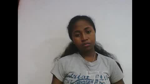 chantale483461 online show from June 11, 2026, 5:33 pm
