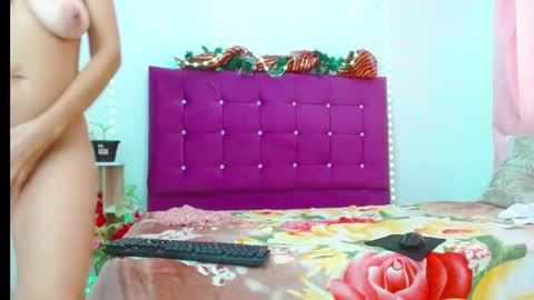 chantal sweety  and horny latina for u online show from December 11, 2024, 9:12 pm