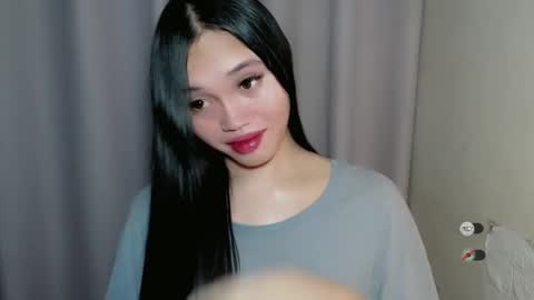 Snapshot of chantelle_fuckdoll chatting on December 4, 2024, 9:35 pm CHANTELLE online show from December 4, 2024, 9:35 pm