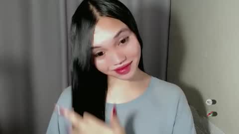 Snapshot of chantelle_fuckdoll chatting on December 15, 2024, 10:47 pm CHANTELLE online show from December 15, 2024, 10:47 pm
