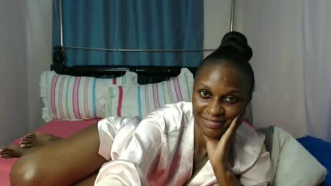 Snapshot of chantelsamz2 chatting on February 28, 2025, 4:10 am Chantel online show from February 28, 2025, 4:10 am