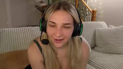 char  online show from February 25, 2026, 1:26 am