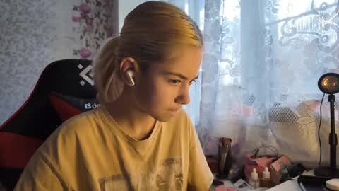 Nancy online show from October 30, 2025, 7:32 am