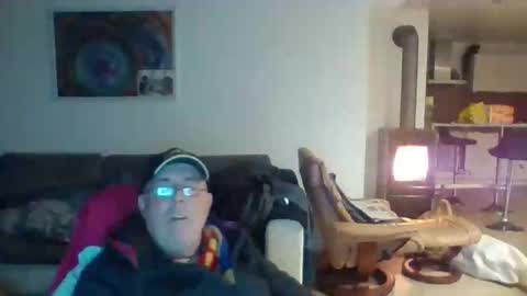 Snapshot of charles6064 chatting on January 18, 2026, 8:45 pm charles6064 online show from January 18, 2026, 8:45 pm