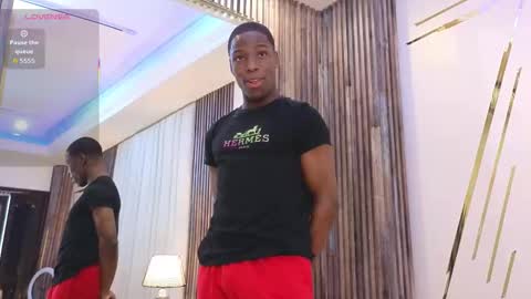 charlesbrown_ online show from November 6, 2025, 1:23 pm