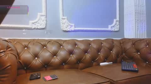 charlesbrown_ online show from December 17, 2025, 11:38 am