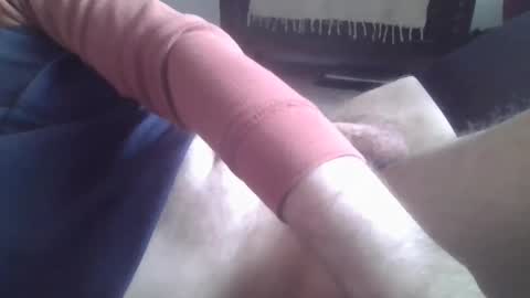 Snapshot of charlesrain chatting on October 2, 2025, 10:06 pm charlesrain online show from October 2, 2025, 10:06 pm