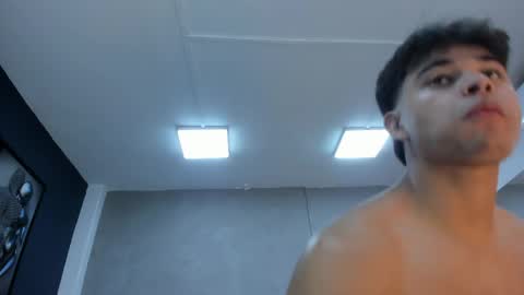 Charlie Musk online show from May 16, 2026, 11:31 am