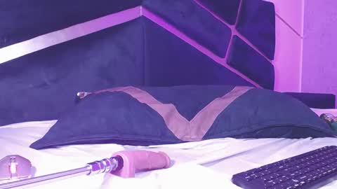 CHARLIE online show from January 11, 2025, 11:24 pm