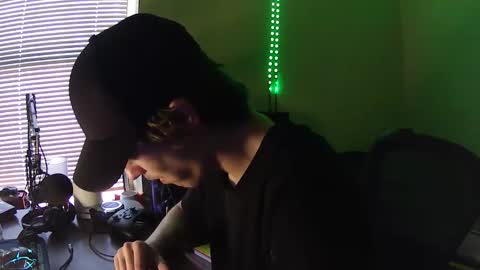 char sexiness online show from November 2, 2025, 3:03 pm