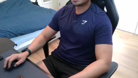 charliekkw online show from March 2, 2025, 8:29 pm