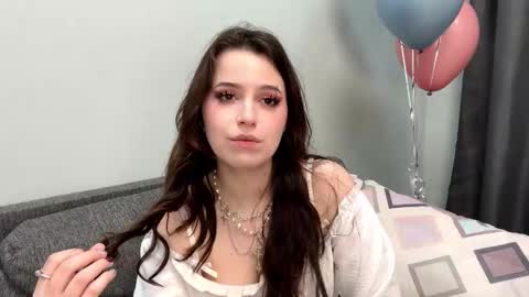 Freya online show from March 17, 2026, 3:48 pm