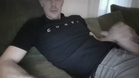 Snapshot of charlierose00 chatting on November 17, 2025, 2:45 pm Charlie online show from November 17, 2025, 2:45 pm